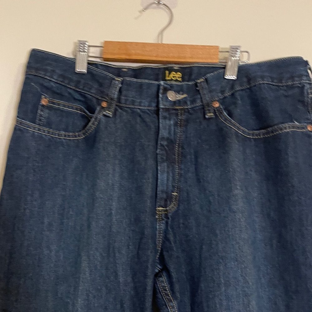 Lee Jeans Mens Sz 36x29 Blue Relaxed Fit Dark Wash Straight Leg Denim Bottoms - Picture 3 of 9